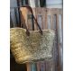 Panier à paillettes dorées